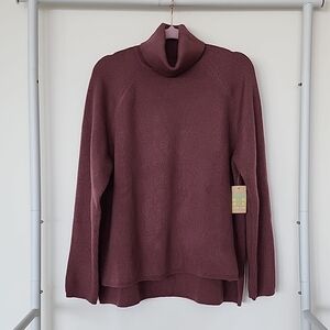 NWT Title Nine Offsite Synergy Turtleneck Sweater in Rosewood Women's Large